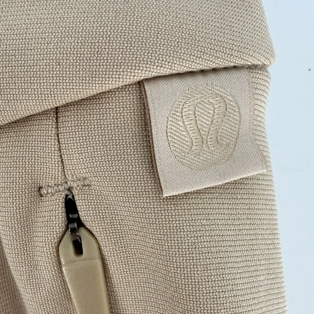 Lululemon Commission Slim Fit Pants Tan Mens 31x30 Golf Performance Tech Trouser